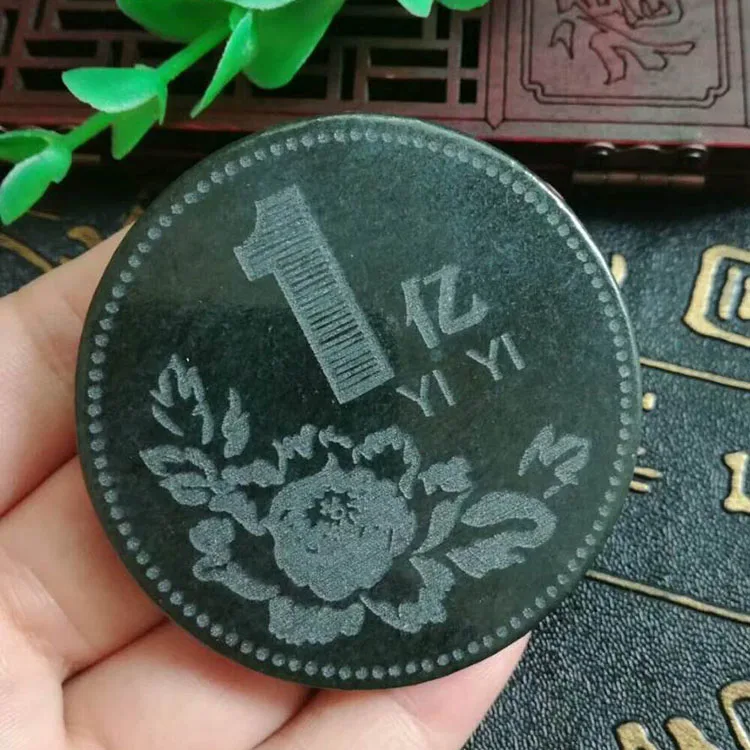 Natural Xinjiang Hetian jade one hundred million yuan coin hand playing pieces of carving Pendant Double Coin |