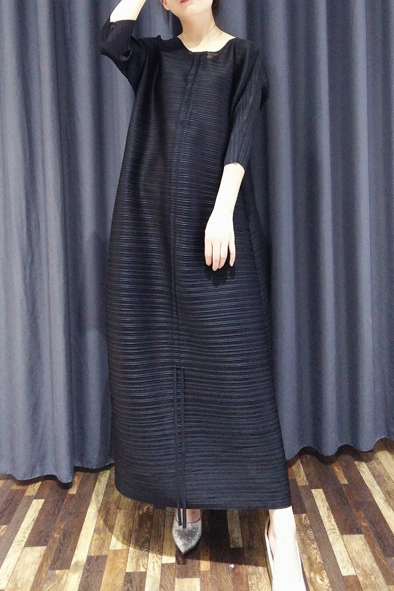 Miyake модное однотонное Плиссированное свободное женское платье с О-образным вырезом три четверти на завязках