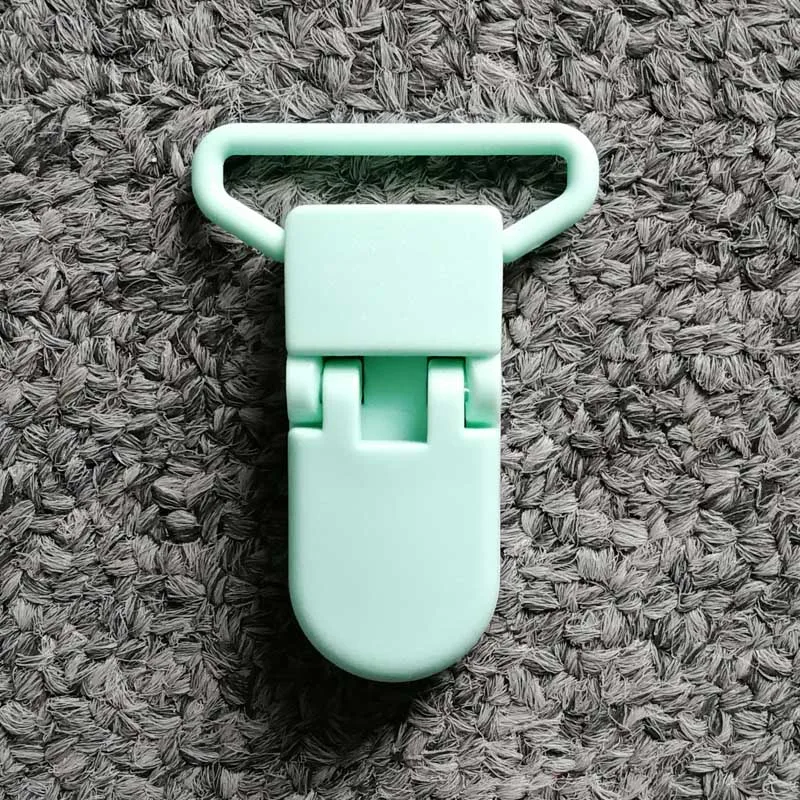 Light green 1 шт Разноцветные Пластиковые Зажимы безопасности 25 мм прозрачная соска зажимы держатель пустышки для Аксессуары для кормления младенцев - Цвет: Light green