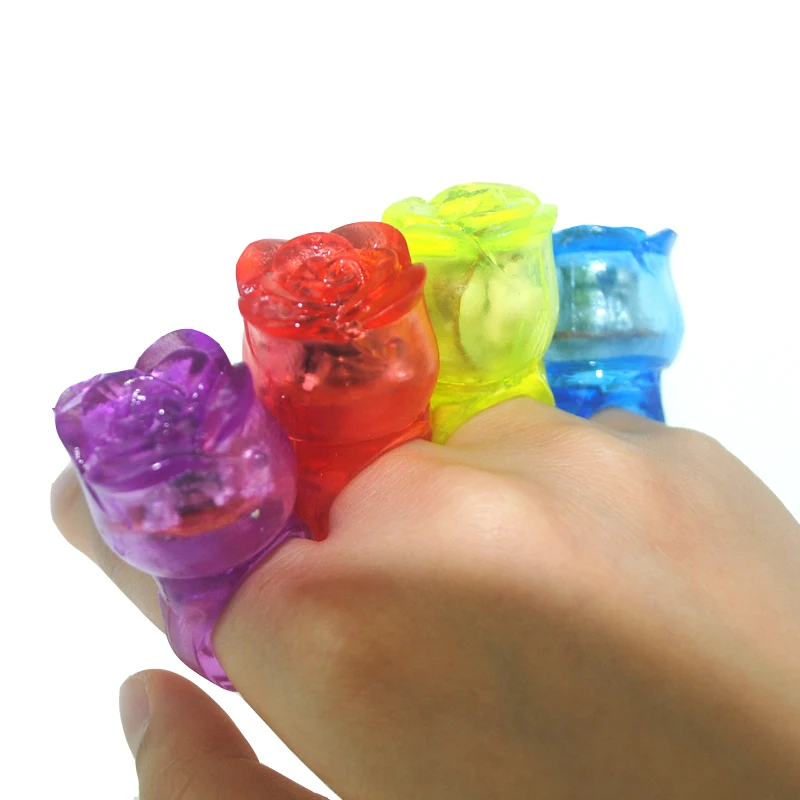 2018 Led одежда Продажа 100 шт цветок розы мигающие кольца светящееся кольцо на палец