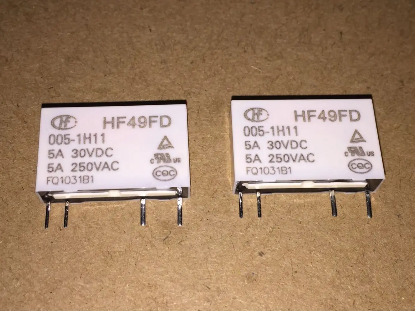 

Free Shipping New HF relay 10pcs/lot HF49FD-005-1H11 HF49FD 005-1H11 replace JZC-49F-005-1H1 HF49F-005-1H1 5A 250VAC 4PIN