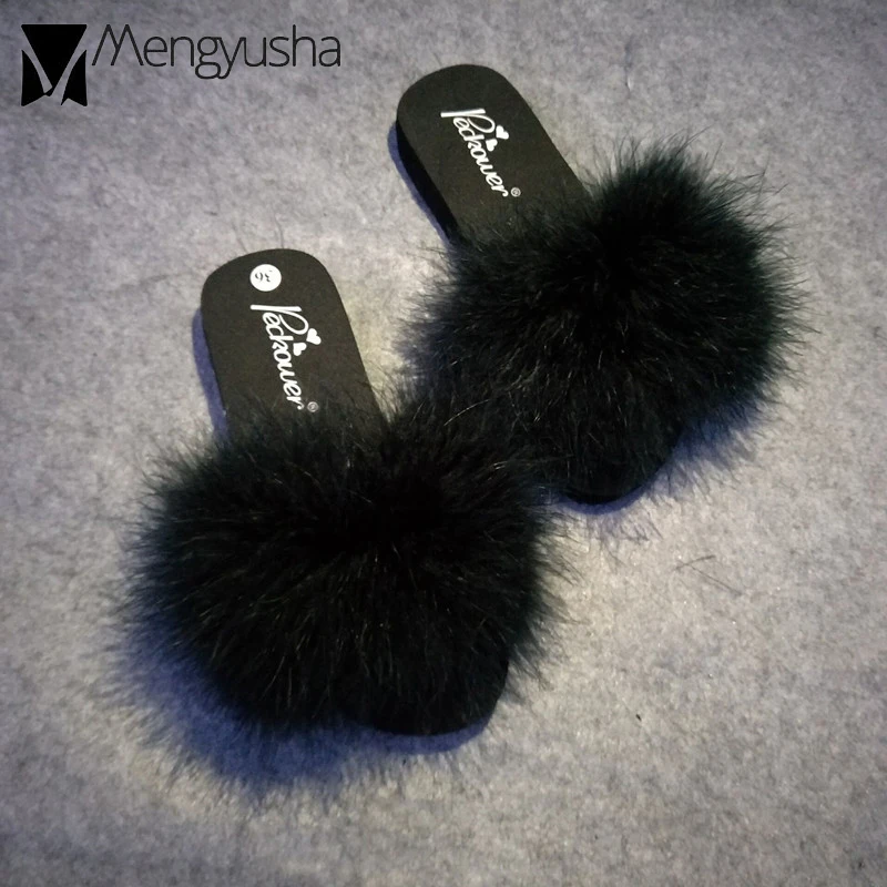 Шлепанцы женские пляжные уличные меховые сандалии на танкетке 3 см декоративные