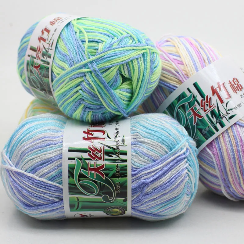 Лидер продаж мягкая гладкая натуральная бамбуковая хлопчатобумажная пряжа 50 г