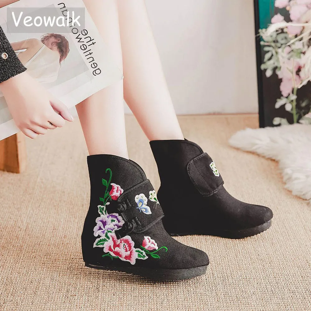 

Veowalk Chinese Embroidery Women Canvas Short Ankle Boots Hidden Wedge Heel Ladies Comfort Denim Winter Autumn Booties Shoes