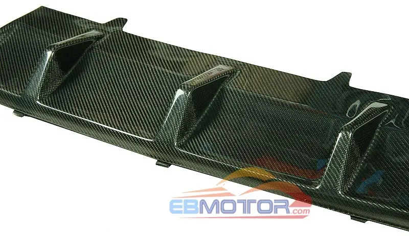 Настоящее углеродное волокно R-Line Стиль диффузор губа на задний бампер спойлер