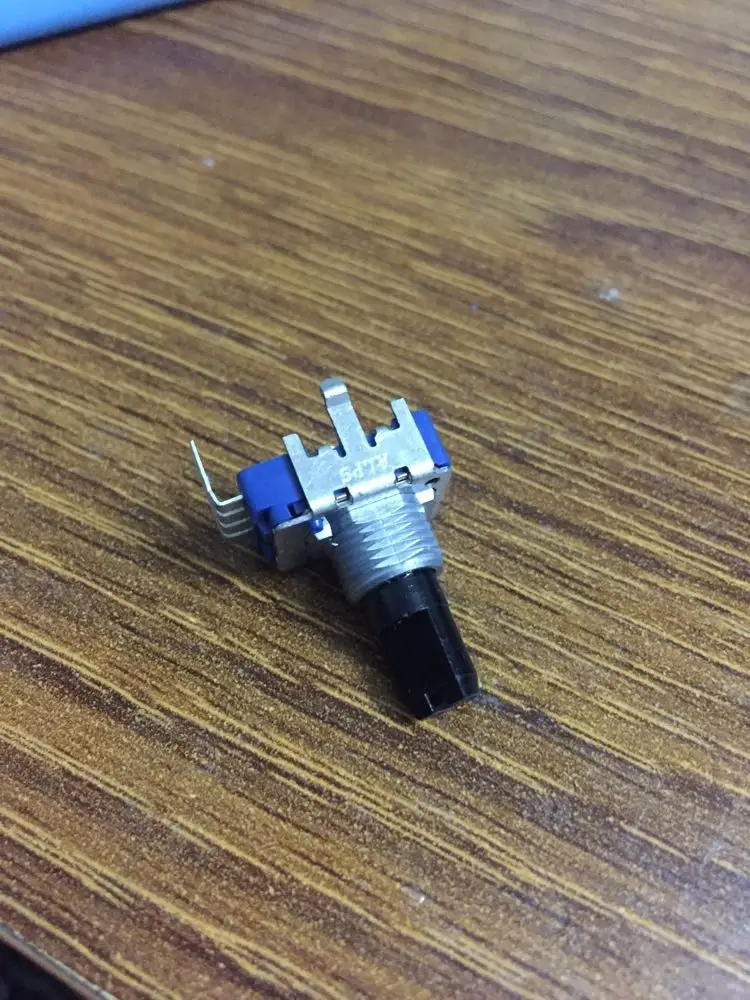 2 шт./лот (сумка) ALPS RK11 вертикальный потенциометр 4 фута инновационный динамик