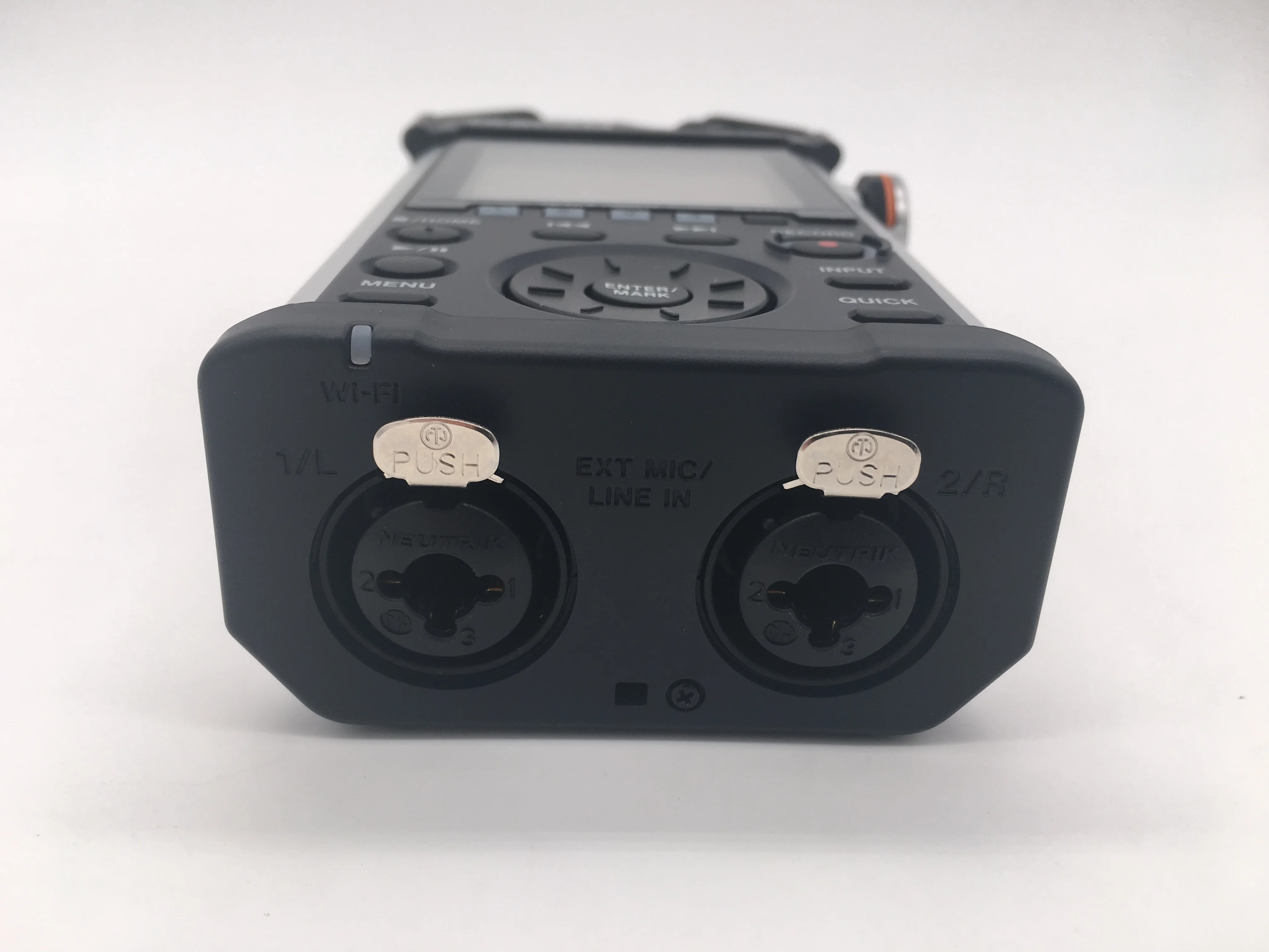 TASCAM DR-44WL портативный ручной диктофон записывающая ручка четырехтрековый рекордер со стереофоническими микросхемами, XLR микрофонными входами и Wi-Fi