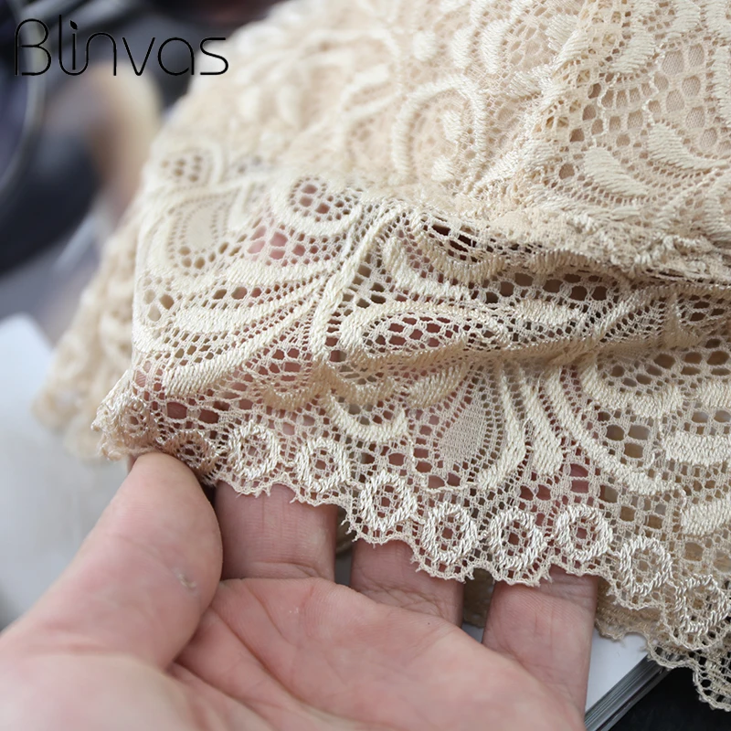 Blinvas Bra Wire Free Bras For Women Thin Cotton Lace A42 Black White Y-line Straps None Closure BH Sexy Bras For Women BH