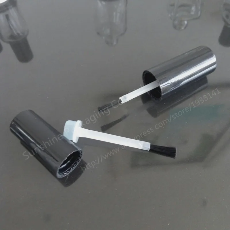 

Hot sale 500 pcs 5ml Square nail polish bottle bottles with white black lid,Small Glass Nail Polish Bottle, Glass Bottle