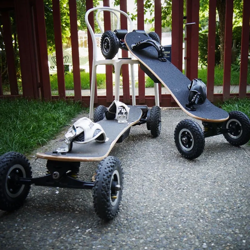 4 колеса Электрический скейтборд с all terrain off road большая шина литиевая батарея и