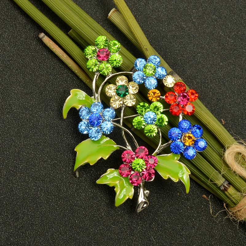 Новинка 2019 красивый яркий хрустальный цветок брошь булавка в виде букета Дешевые