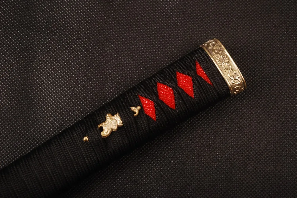 Классический Тонкий меч с ручкой Tsuka из черного шелка и натуральной Красной шкуры