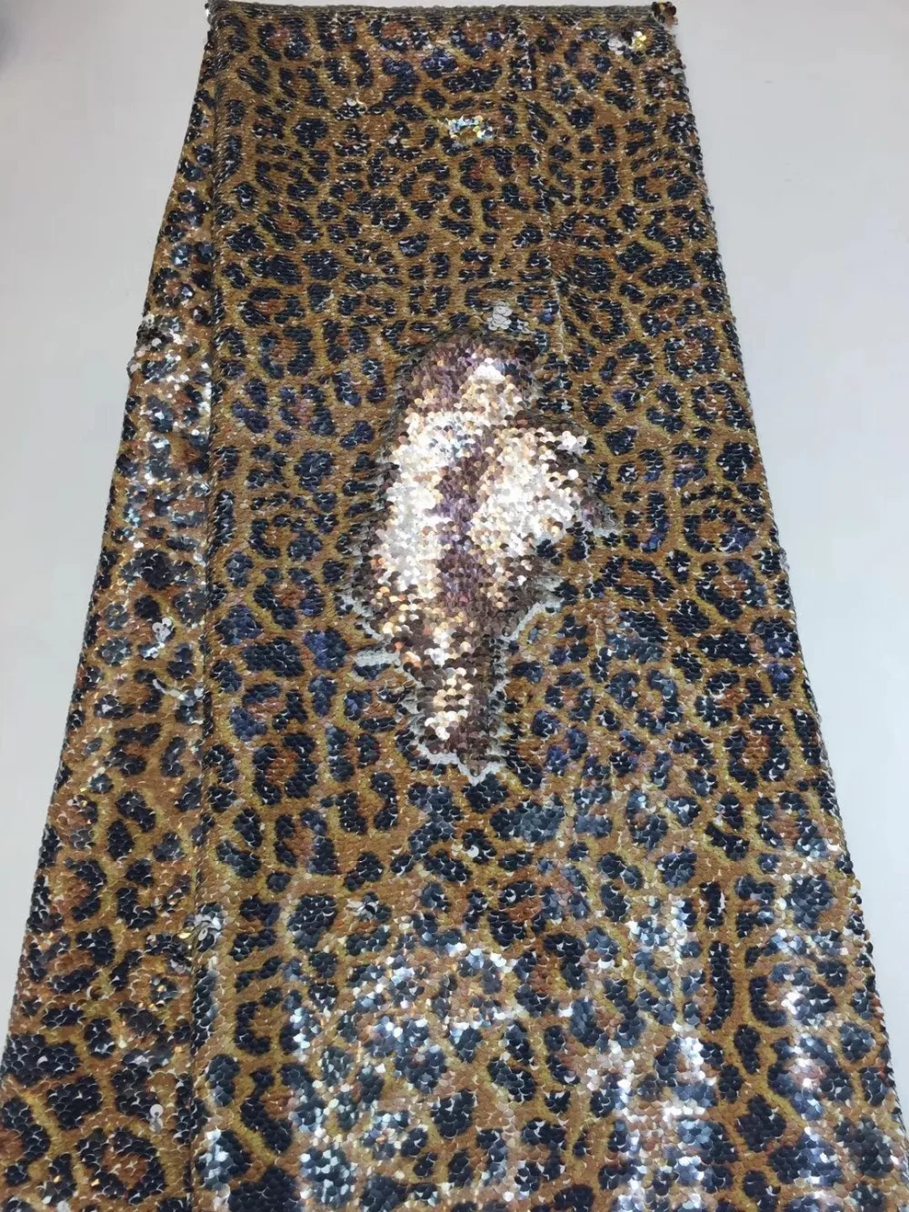 

New Designs African French Lace Fabric High Quality Nigeria French Net Lace Sequins Tulle 2018 With Sequins For Women