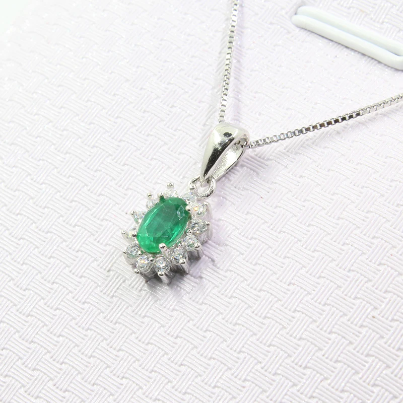 Кулон из серебра 925 пробы с натуральным изумрудом 4 Х6 мм|Подвески| |