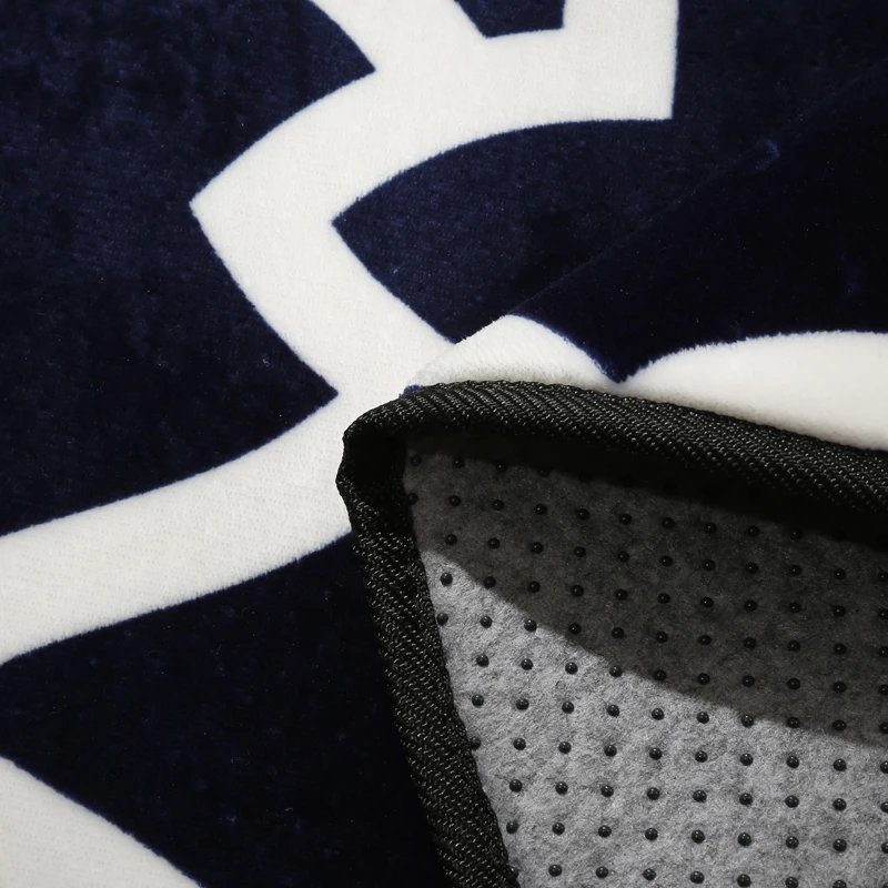 Дизайнерский коврик с рисунком черно белой решетки в холле 360 Вращающийся