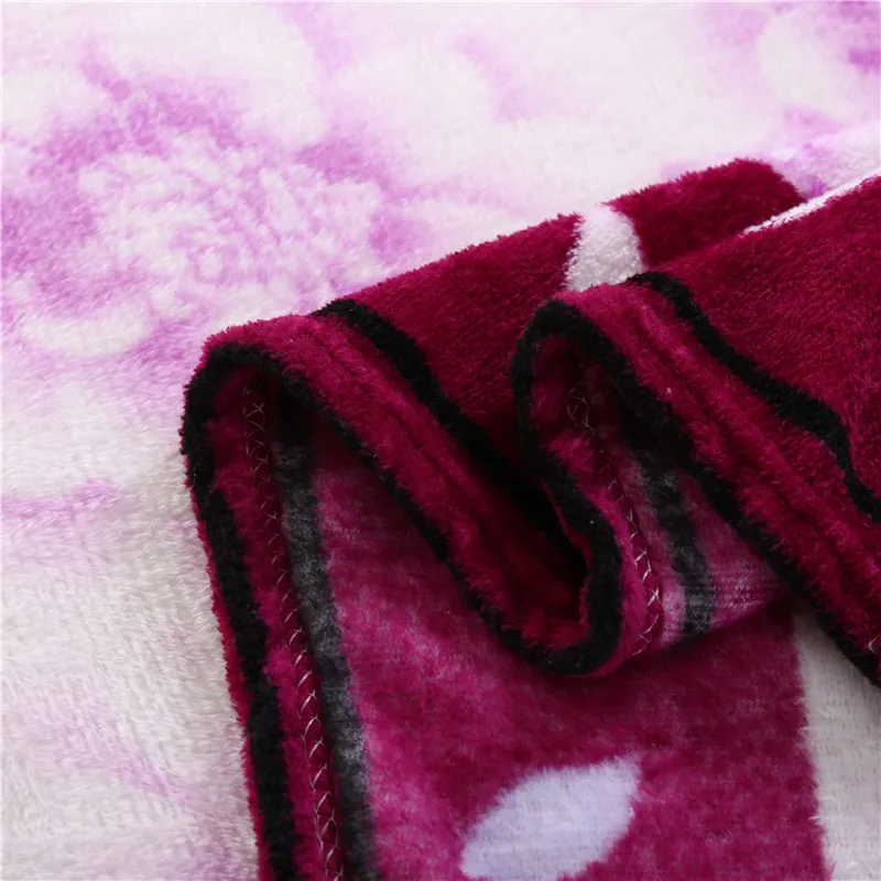 Простое и щедрое фланелевое одеяло с принтом в виде розовых цветов большой