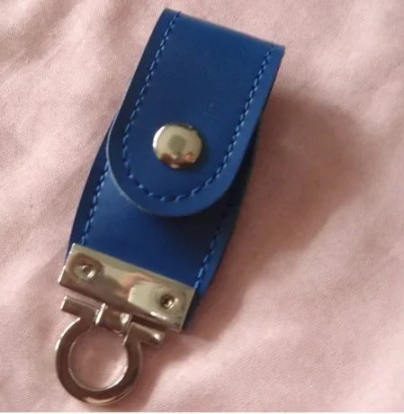 Высококачественный U-диск 32 ГБ 64 8 4 Гб 128 кожаный USB флеш-накопитель флешка 16