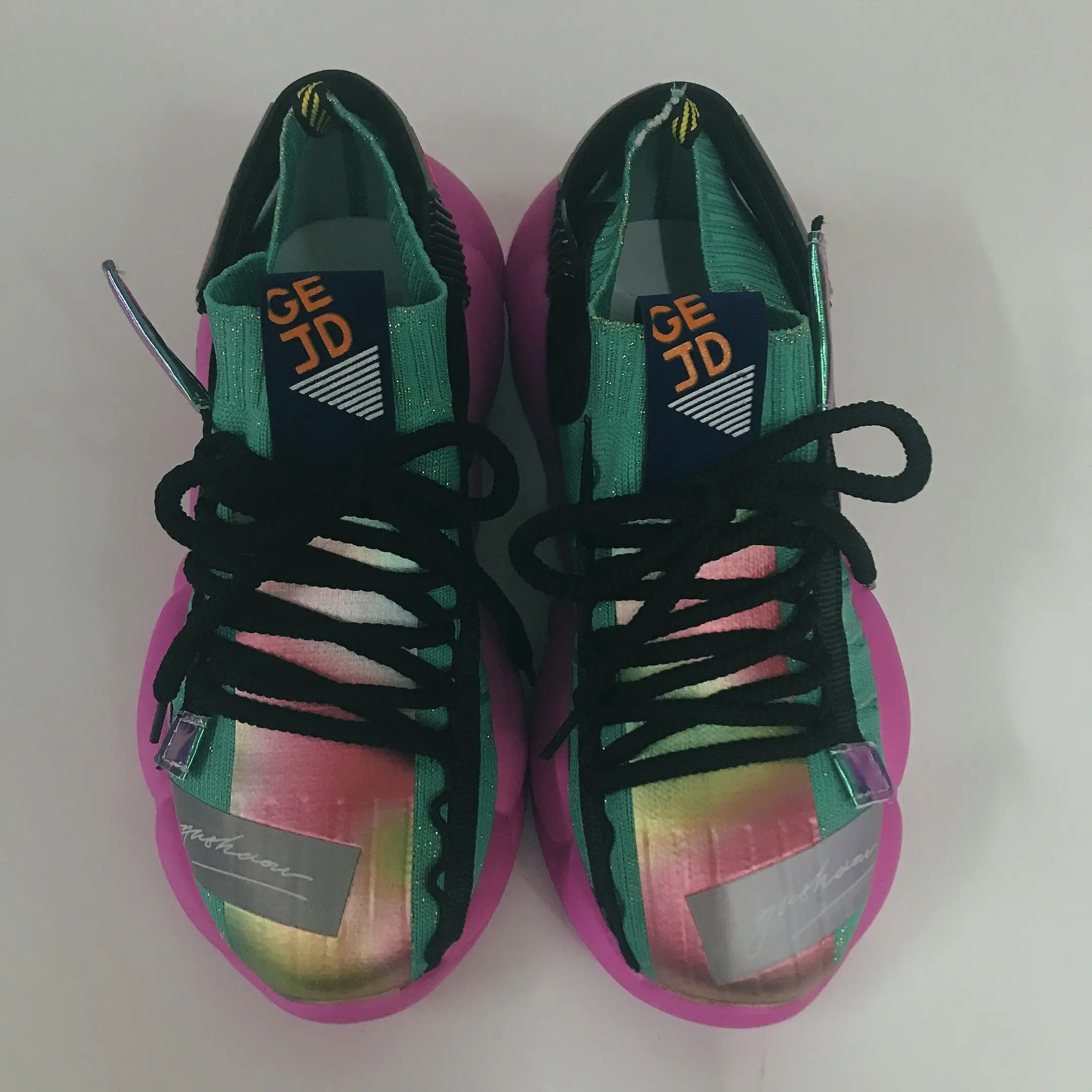 Красовки; сезон лето; Новинка; громоздкий кроссовок; женская обувь; коллекция года; сезон весна; летящая и тканевая дышащая обувь для отдыха на толстой подошве со светоотражающими элементами