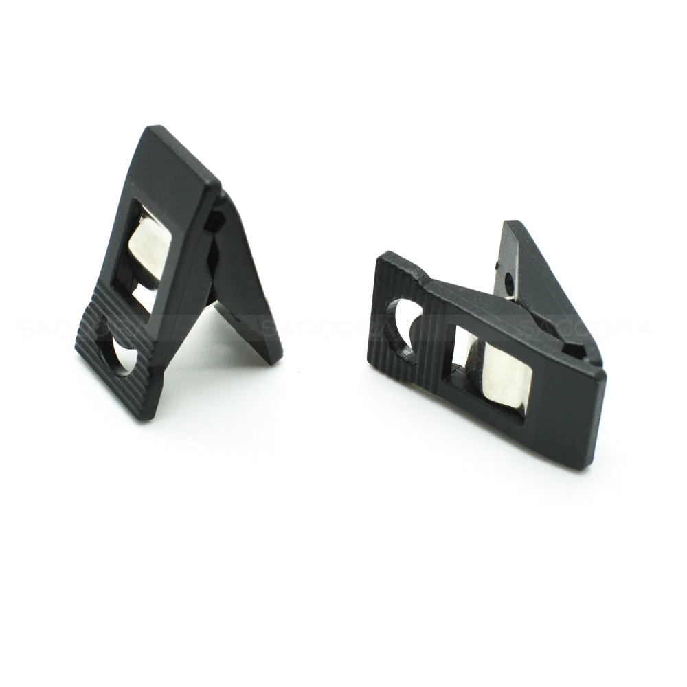 

Hole Plastic ID Card Name Tag Holder Badge Clip Black For Cord Lanyard
