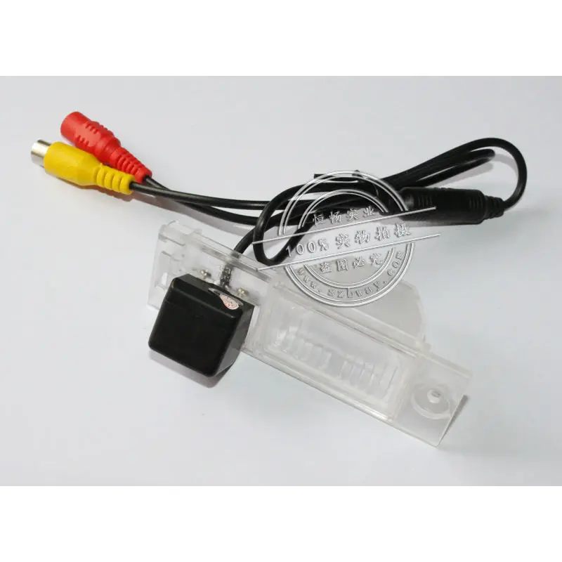 Камера заднего вида BW8360 с углом обзора 170 градусов и полной защитой от воды для автомобиля Hyundai IX35 Tucson 2015 года. Бесплатная доставка.