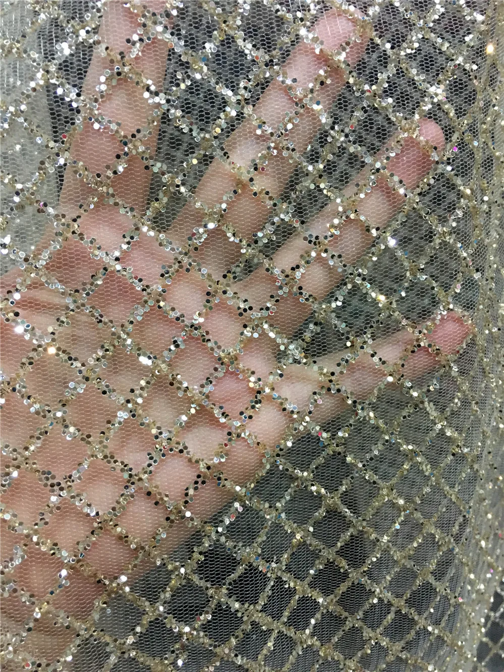 2017 Новый Дизайн Блестящая блестящая ткань Золотое лучшее качество с блестками