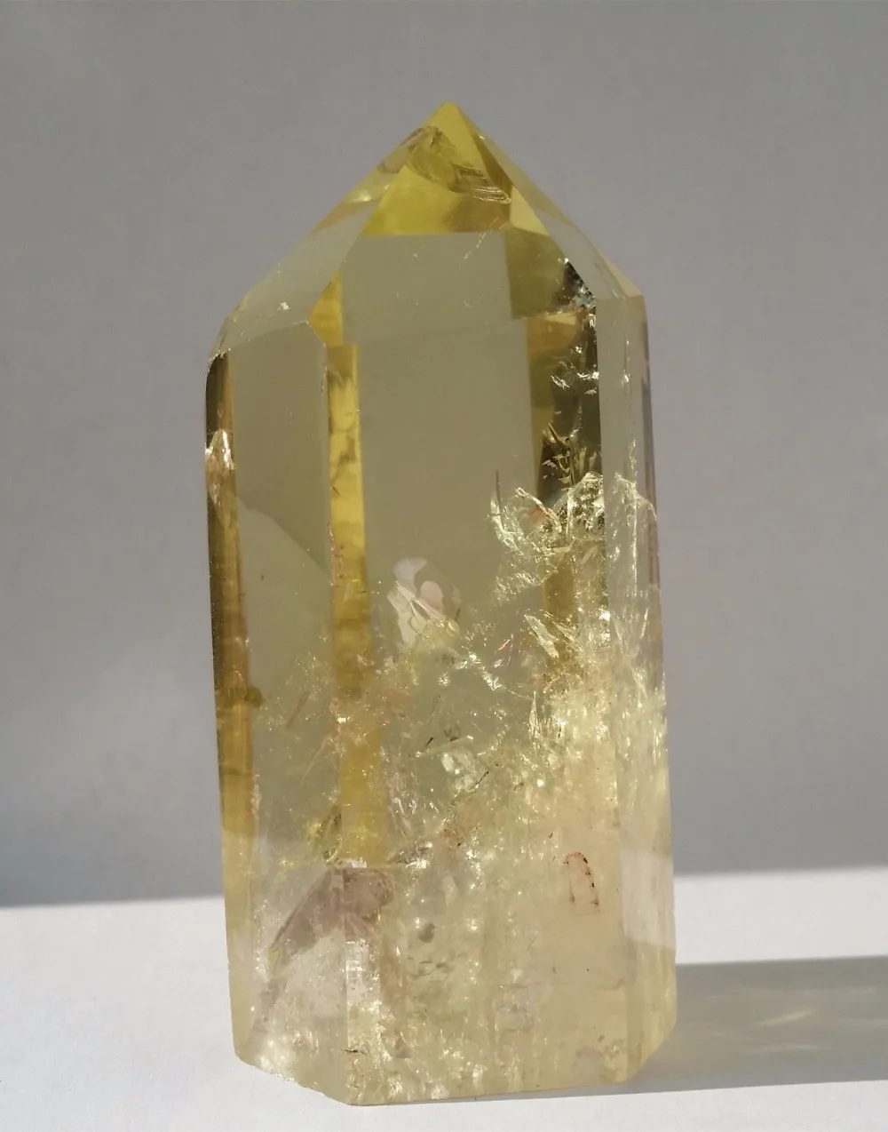 

2"-3' Natural Clear Smoky Citrine Quartz Crystal Point Wand Obelisk Rock Healing Stone-1pc