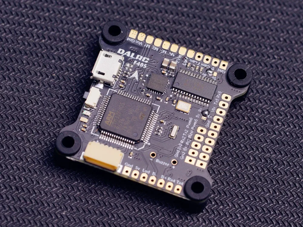 DALRC F405 F4 полета Управление; MPU6000 гироскопа со встроенным серверный компьютером с экранным меню 9 V/3A BEC F4 полета Управление для FPV Фристайл гоночного дрона квадрокоптера RC