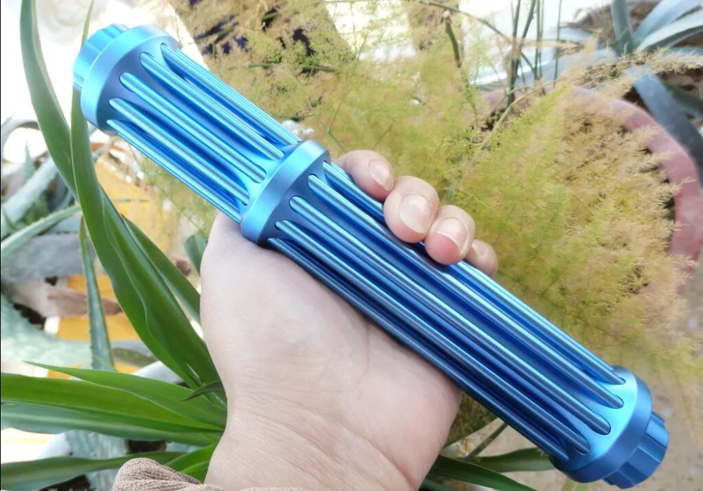 

High Power Military 450nm 1000000m 1000w SOS Blue Laser Pointer Flashlight Light Burn Match Candle Lit Cigarette Wicked Hunting