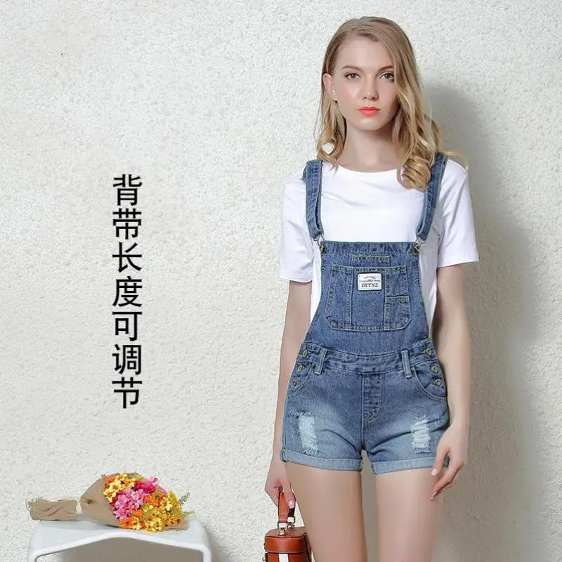 Джинсы на бретельках с дырками белые градиентные | Женская одежда