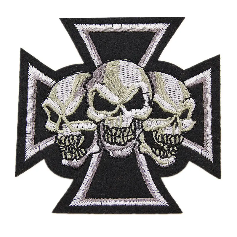 Вышитая нашивка для пришивания утюгом с черепом в стиле панк 3 насадки Значки