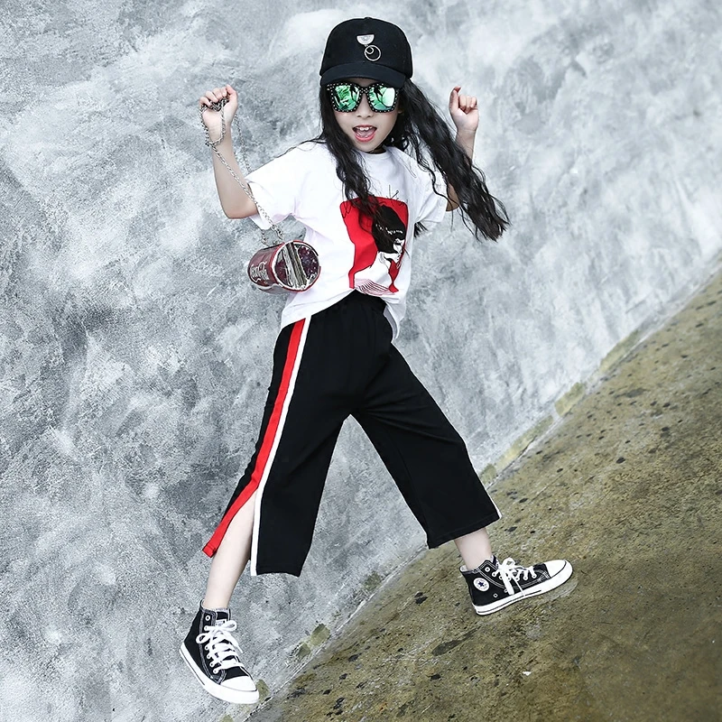 Летний костюм для девочек новинка 2020 Корейская версия западный из двух предметов