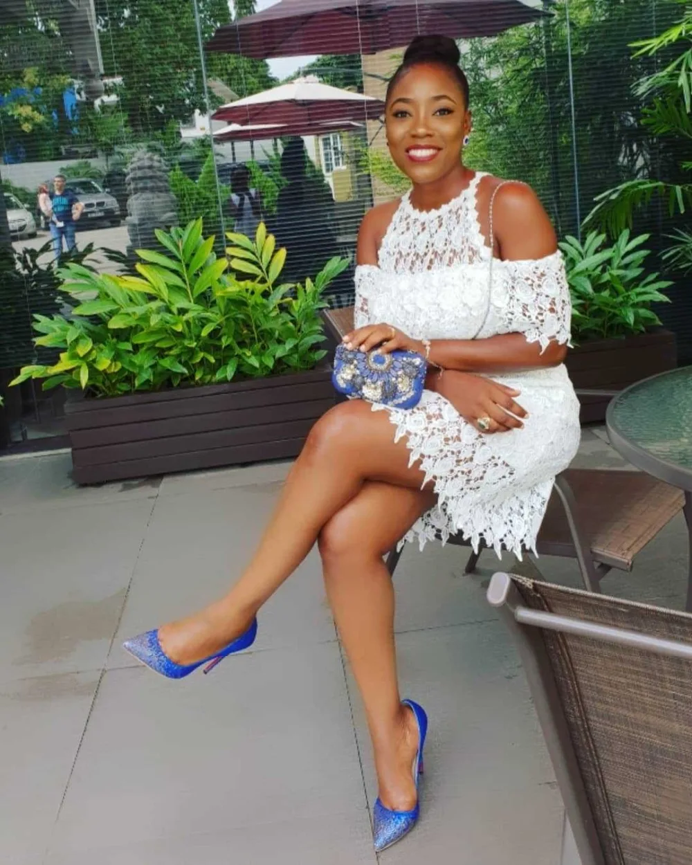 

Sexy White Lace Solid Off Shoulder Sleeveless Halter Backless Hollow Out Women Casual Dress