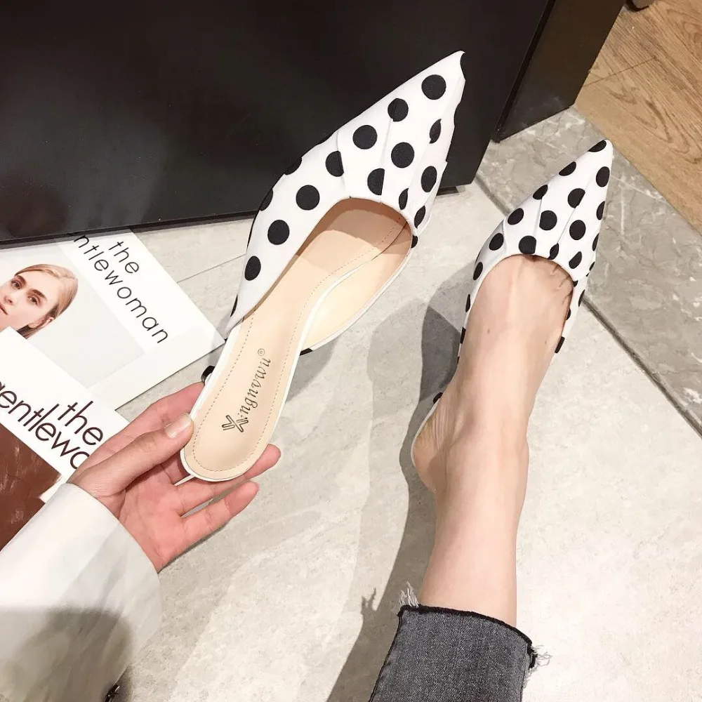 Атласные туфли без задника в горошек с острым носком женские знаменитый бренд