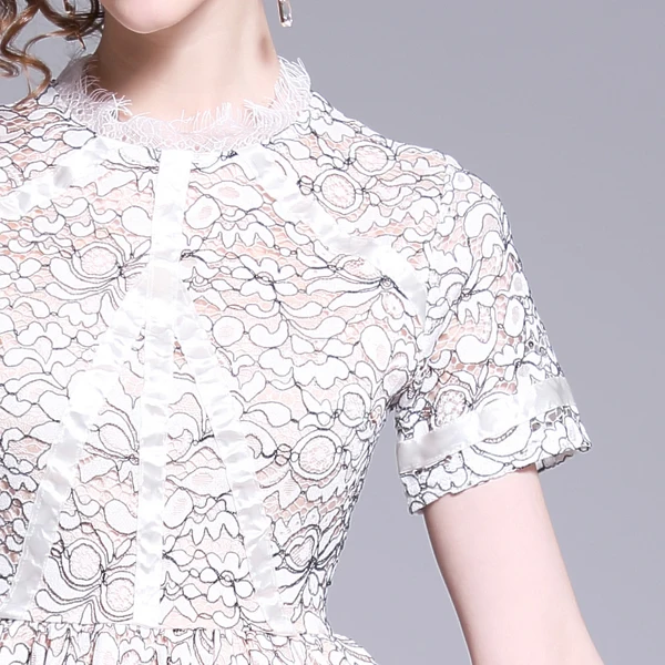 Женское кружевное платье с коротким рукавом модельное винтажное облегающее