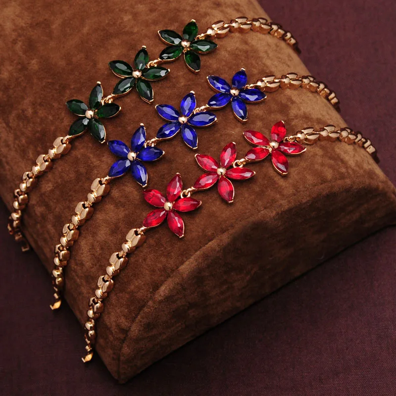 Женские очаровательные браслеты цепочки с темно зеленым кристаллом золотистого