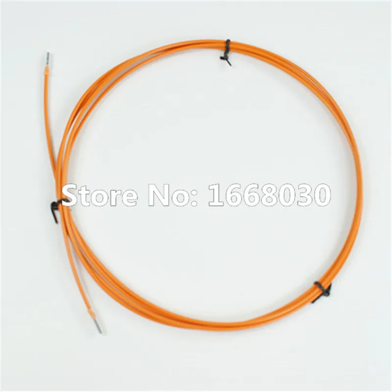 Большинство оптоволоконных автомобильных аудиокабелей с пластиковым штырем для