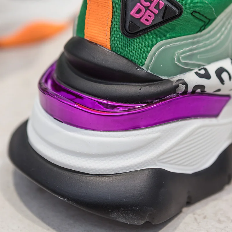 Новинка женские сетчатые кроссовки в стиле ретро обувь на платформе толстом