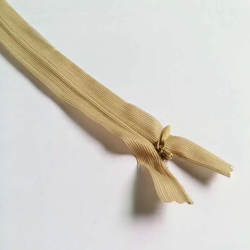 Beige Новые 8 шт/партия невидимая молния 40 см задняя подушка юбка скрытая 3# нейлоновая молния для шитья/одежды аксессуары DIY - Цвет: Beige