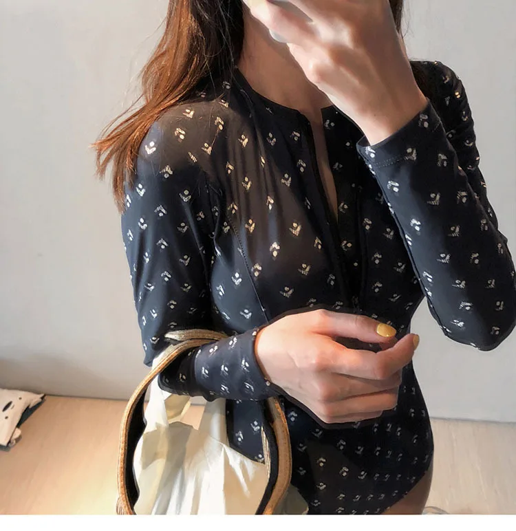 Swimming Suit For Surfing Guards Swimsuit Long Sleeve May Women Beach Closed Swimsuits Rash Guard Surf Swimwear Outdoor Korea