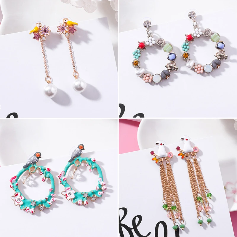 Женские серьги гвоздики с кисточками Anise цветные кристаллами в виде цветов