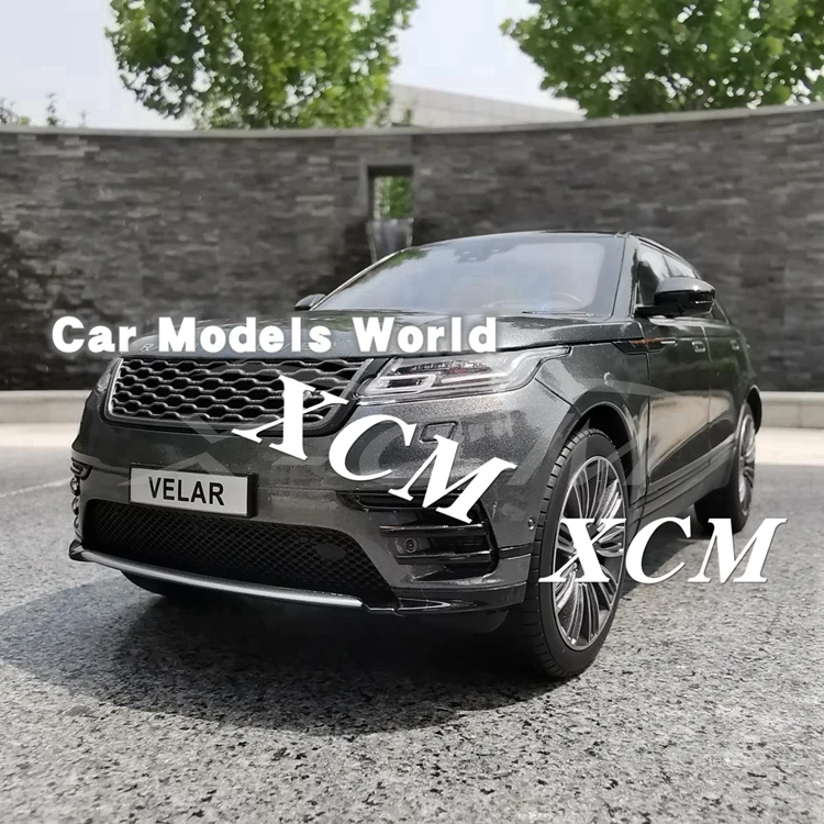 Литая модель автомобиля для lcd Velar 1:18(серый)+ маленький подарок
