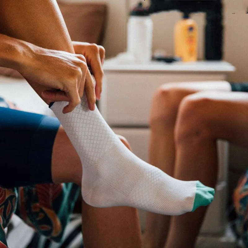 Thin bike riding socks Competition running compression in the tube wear-resistant deodorant sweat-absorbent thin DH-10 | Спорт и