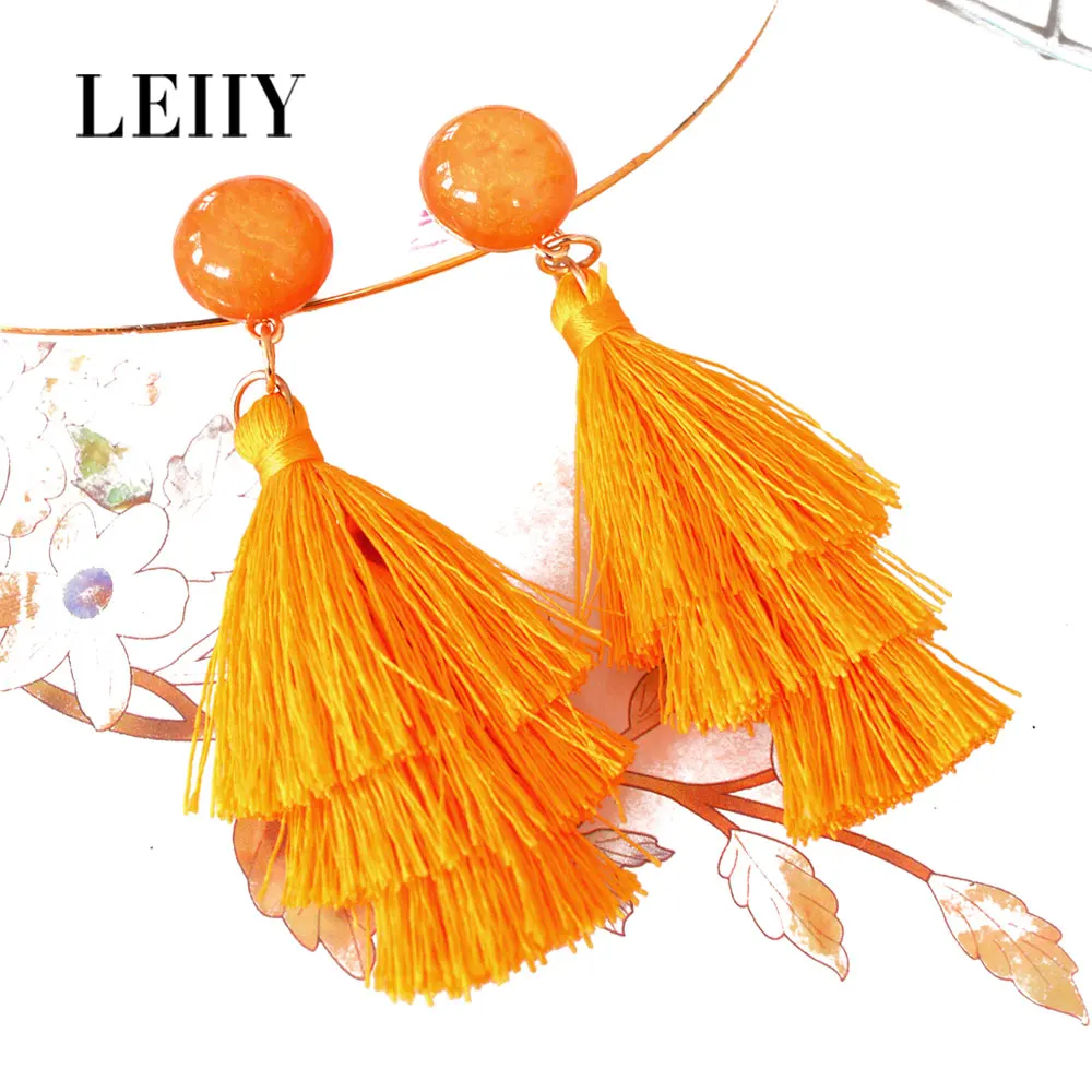 LEIIY Элегантный Boho ручной Оранжевый бахрома серьги для Для женщин с круглым смолы