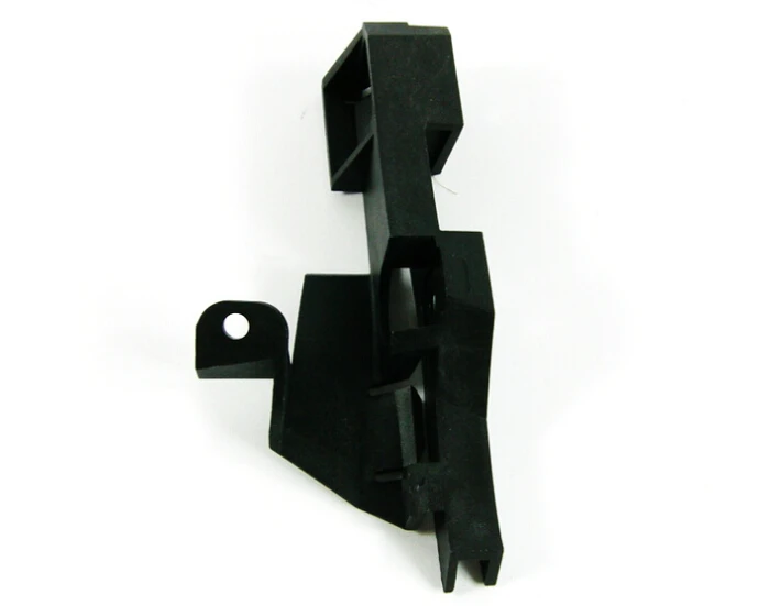 Направляющая крышки переднего правого бокового бампера для BMW E46 320i 325i 325xi 330i 330xi