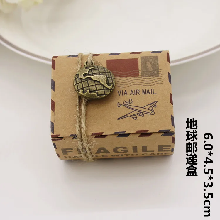 

100pcs Vintage Favors Kraft Paper Candy Box Travel Theme Airplane Air Mail Gift Packaging Boxes Wedding Decoration Supplies