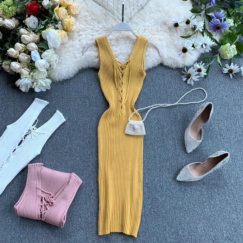 Женское трикотажное мини-платье ALPHALMODA облегающее платье без рукавов с глубоким