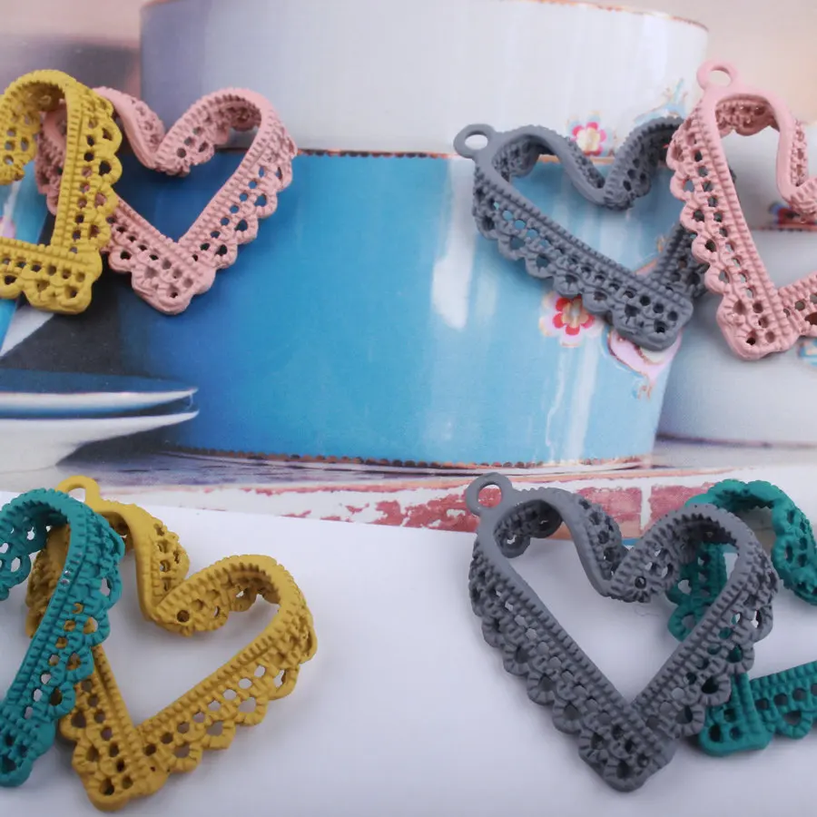 10 шт. 28*30 мм DIY корейские аксессуары спрей краска для выпечки Эмаль Сердце