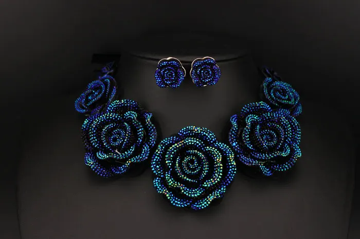 Женское массивное ожерелье из синей смолы в форме цветка X1629 2019|flower necklace|fashion statement