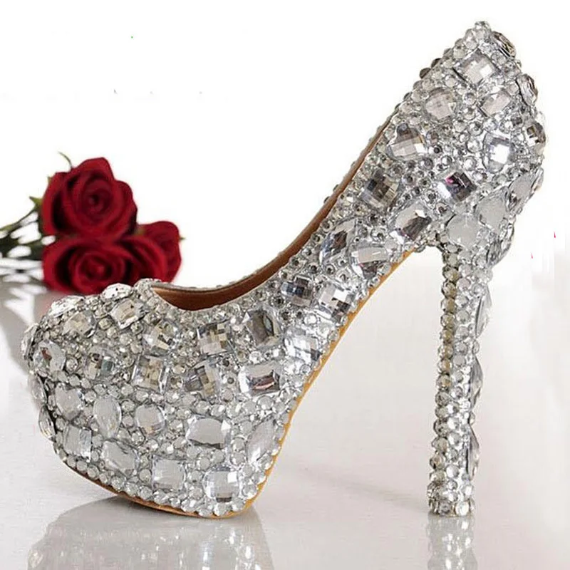 

2018 Luxury and Fashion Silver Bridal Shoes Crystal Diamond Wedding Shoes High-heeled Sexy Closed Toe Nightclub Shoes