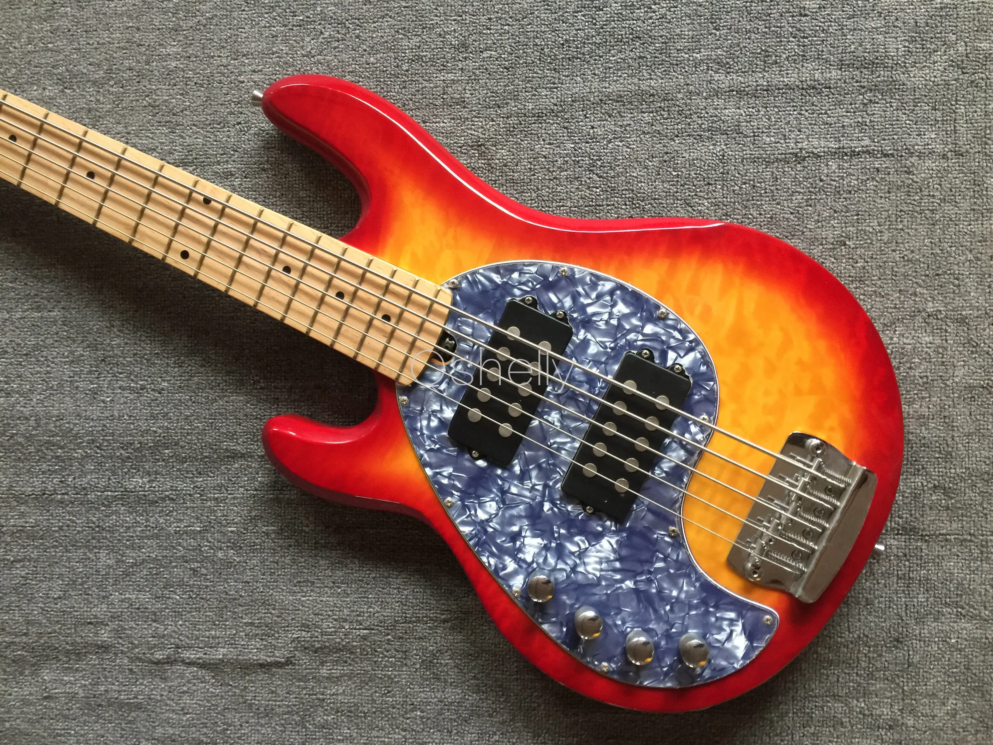 Высокое качество QShelly custom left hande 5 струн StringRay MC Красный Стеганый Клен Топ